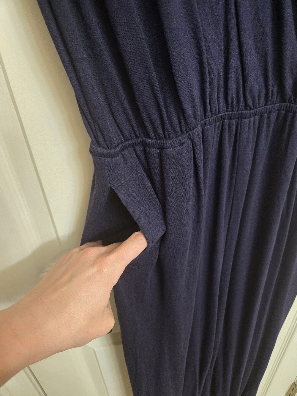 NWT Cupshe Navy V-Neck Short-Sleeve Jumpsuit, Medium - Picture 5 of 7